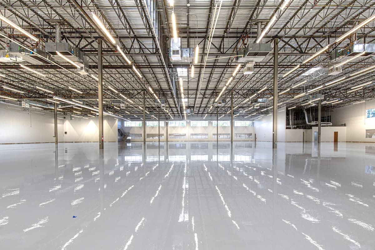 Finished gray coated floor in a large commercial building